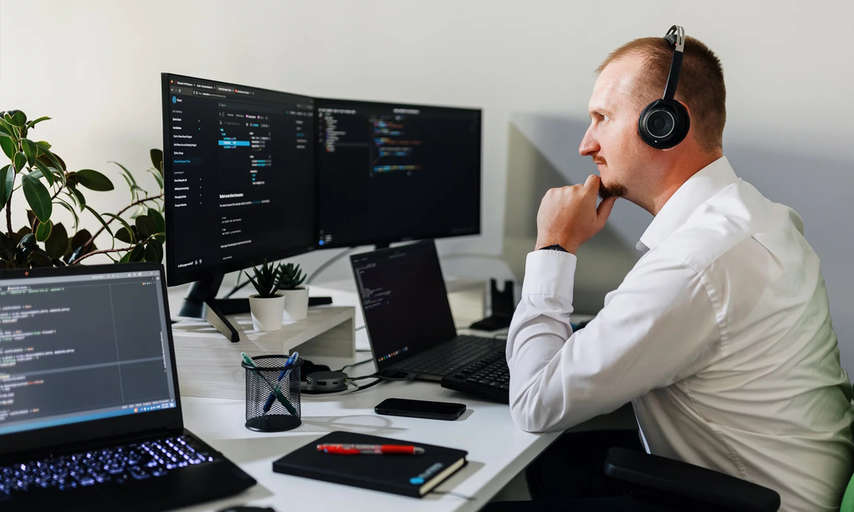Technology and Innovation Specialists
